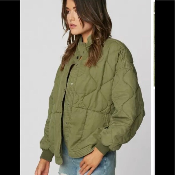 SOLD*SOLD*SOLD**NWOT*BLANK NYC Drop Shoulder Quilted TENCEL Jacket*MSRP $138 *SM - Picture 5 of 9